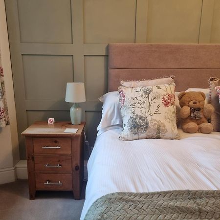 Montfort Cottage Guest House Windermere Esterno foto