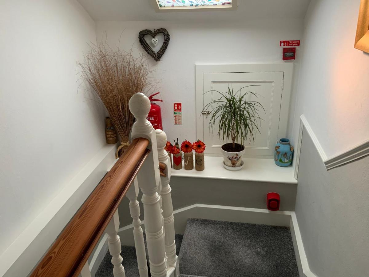 Montfort Cottage Guest House Windermere Esterno foto