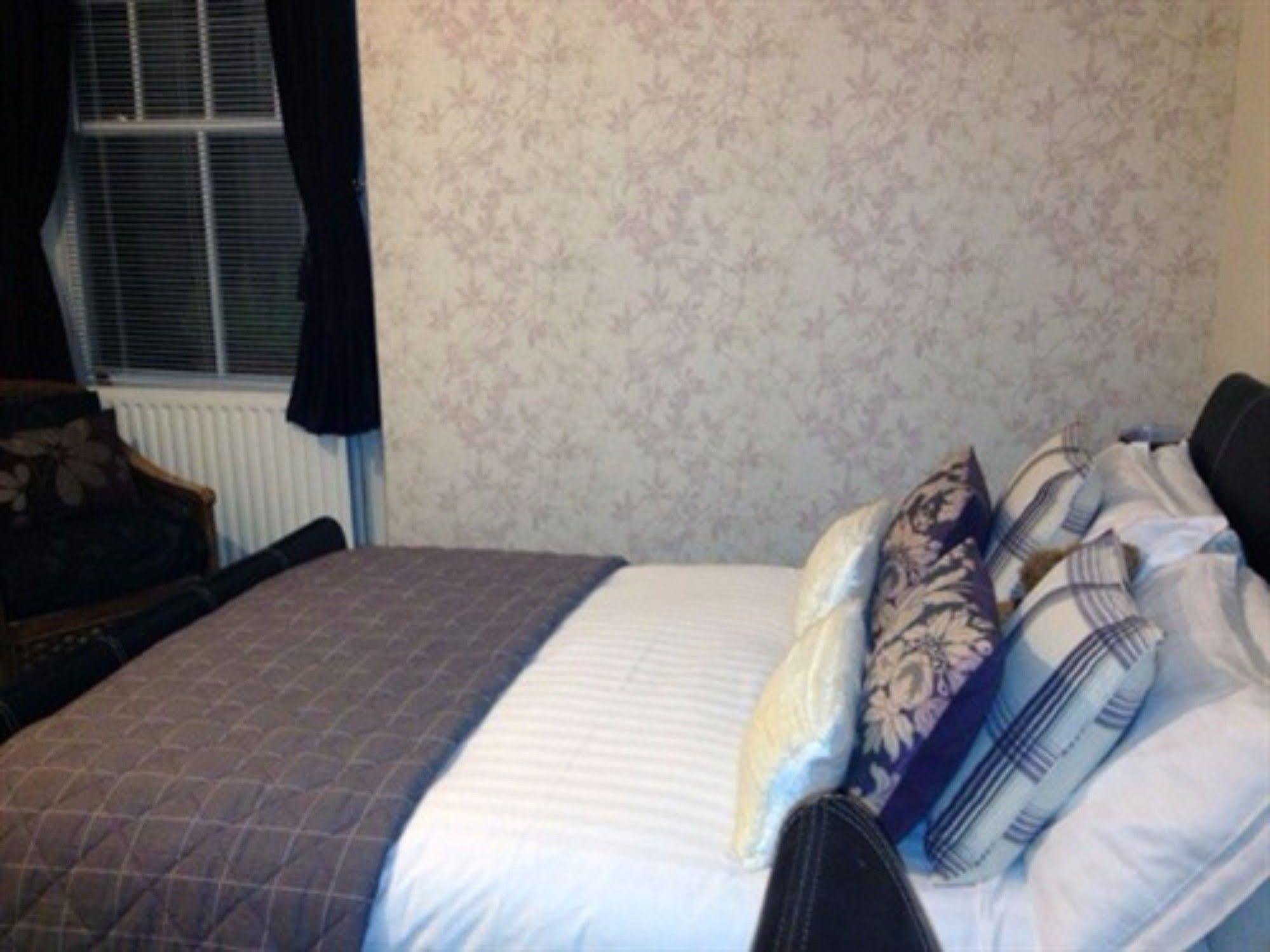 Montfort Cottage Guest House Windermere Esterno foto
